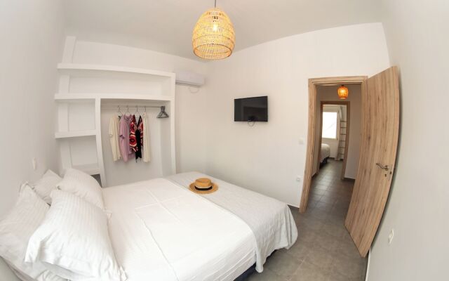White Cave Villas Residence
