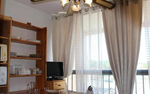 Appartement Gruissan, 1 Pièce, 4 Personnes - Fr-1-229-770