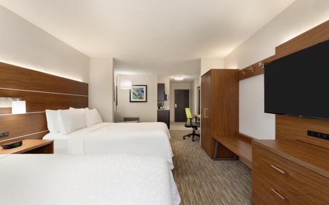 Holiday Inn Express Hotel & Suites Auburn - University Area by IHG