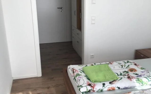 Moderne Wohnung mit Bergsicht