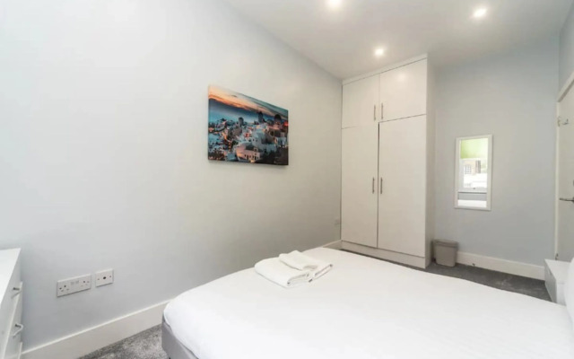 Clapham Sanctuary Apartment