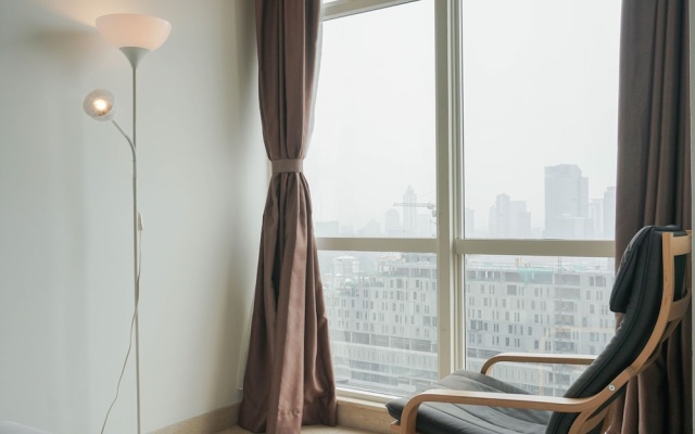 Minimalist And Strategic Studio Room At Menteng Park Apartment – Guest Rooms – Jakarta