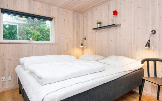 10 Person Holiday Home in Glesborg