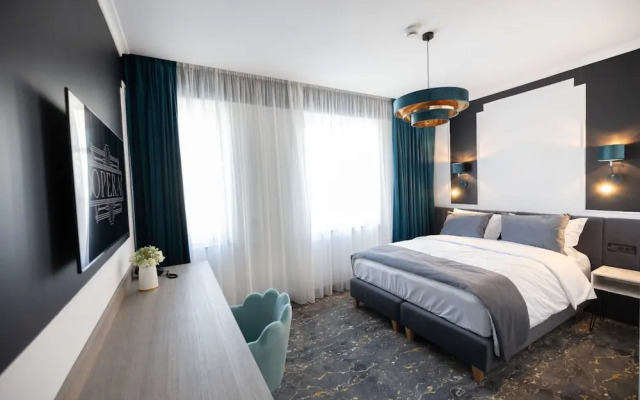 Opera Hotel