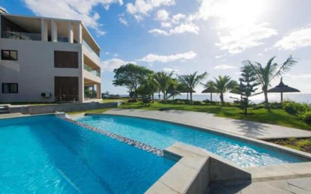 Flic en Flac Beachfront villa