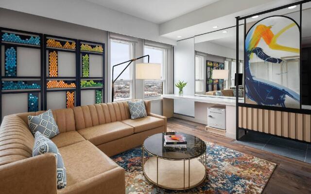 Glass Light Hotel & Gallery, Autograph Collection