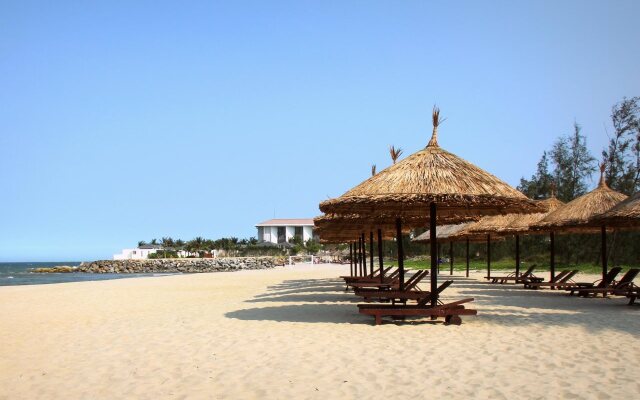 Golden Sand Resort & Spa