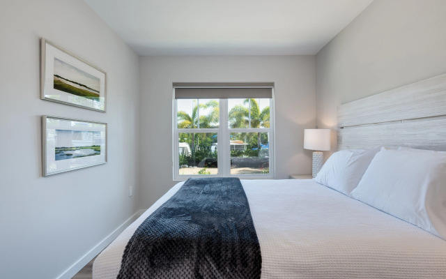 Escape Coastal Resort on Casey Key