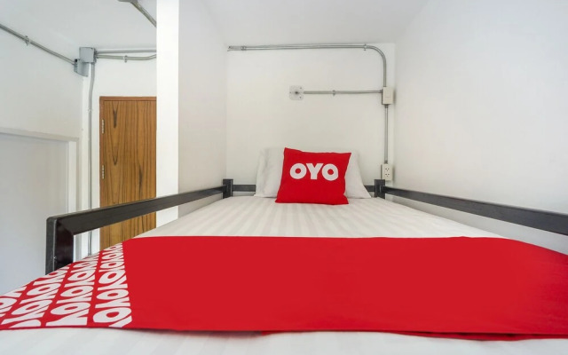 OYO 820 Labkoff Cafe and Hostel