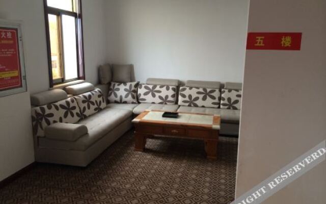 7tiandi Business Hotel (Zhengzhou Dianzi Xinxi Zhiye Jishu Xueyuan Zhongmu Station)