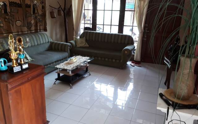 Villa Yukie Senggigi