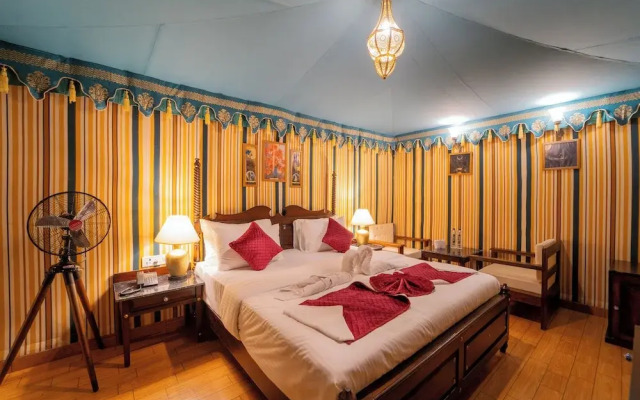 Theharav Resort