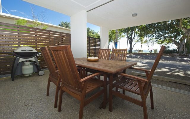 Maggies Beachfront Apt. 1