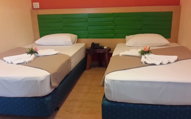 The Loom Resort Thung Song – Guest Rooms – Thung Song