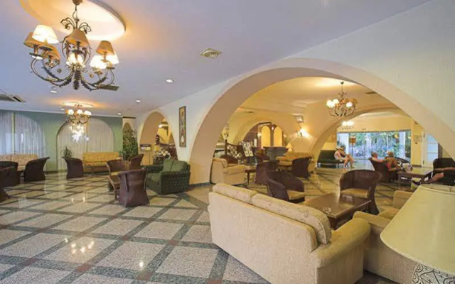 Golden Arches Hotel