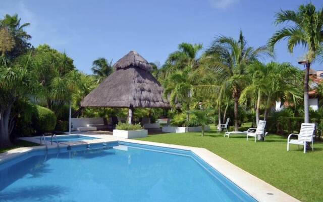 Tu Casa En Zona Hotelera a una Cuadra de la Playa