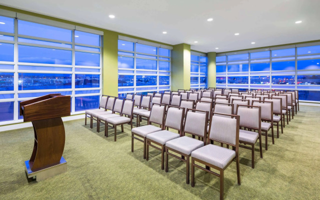 The Westin Wall Centre, Vancouver Airport