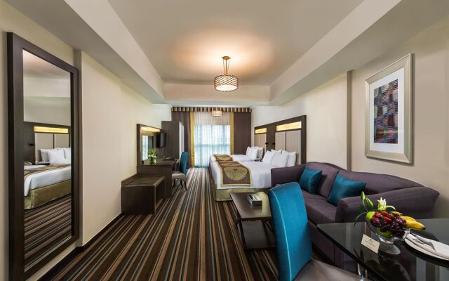 Savoy Crest Hotel Apartments