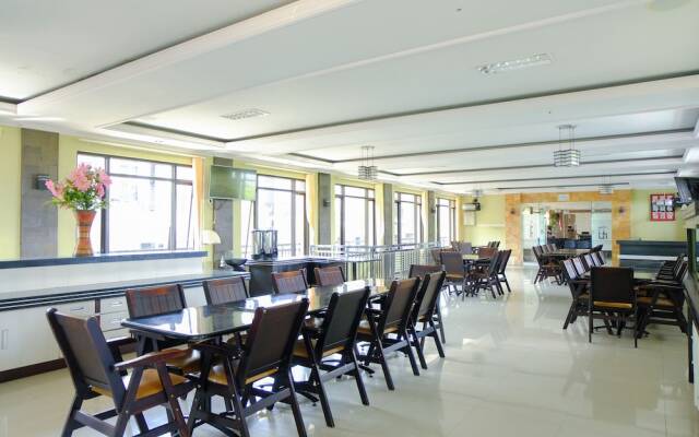 Capital O 887 Green Hill Hotel And Convention Center