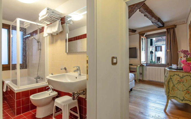 Hotel La Fenice Et Des Artistes