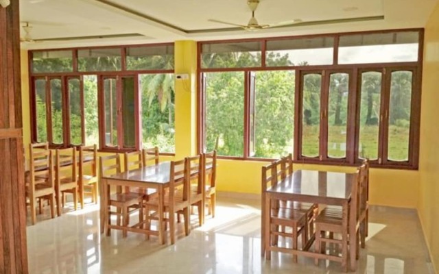 Hotel Neha Palace