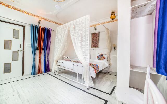 FabHotel White House