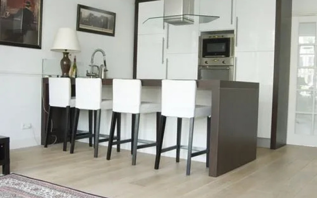 Nine Streets Apartments