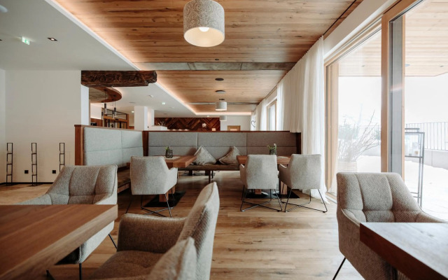 PoSt Boutique Apartments