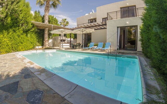 Aura Holiday Villas