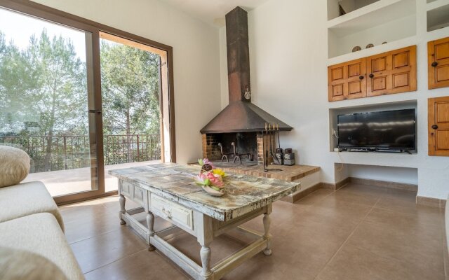 HomeHolidaysRentals Velur