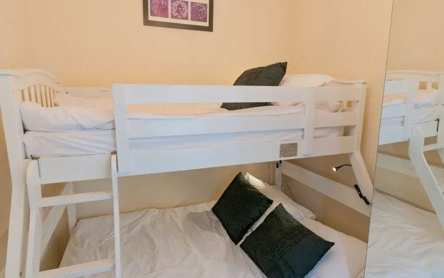 Royal Mile Apartments