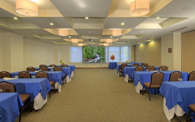 TRYP by Wyndham San Jose Sabana