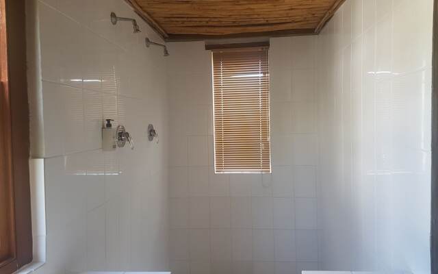 Bonnievale River Lodge