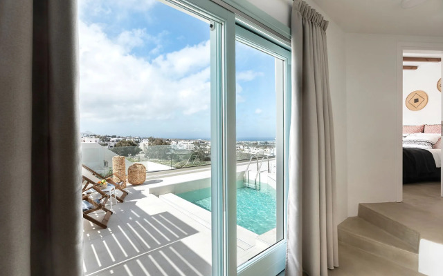 Santo Bloom Luxury Suites