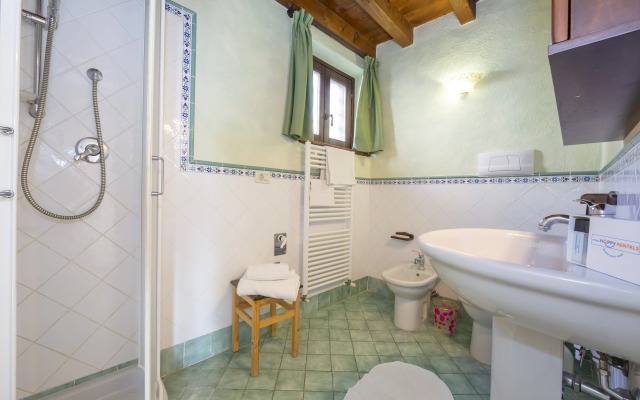 Liano Mimosa -relax & priv parking place