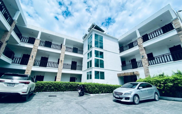 MM Hill Hotel