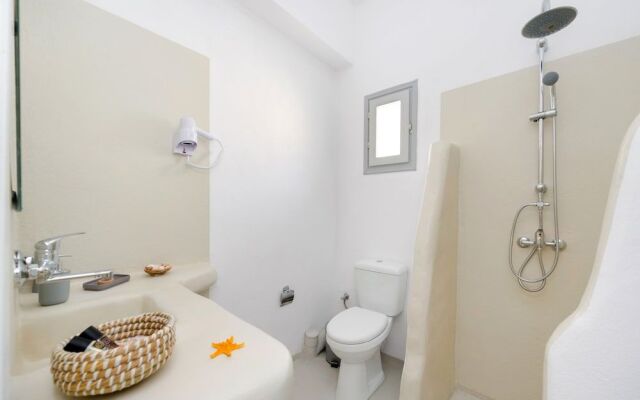 Anthelea Santorini Hotel