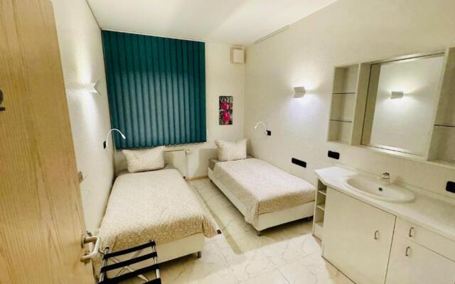 smart&beautiful HOSTEL