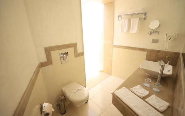 Shams Lodge for Watersports Hotel