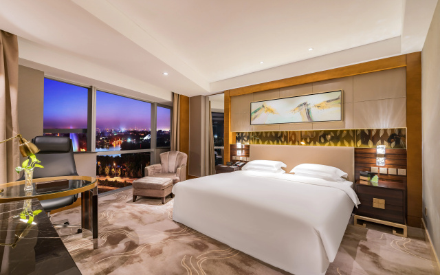 Lake View Hotel – Guest Rooms – Beijing