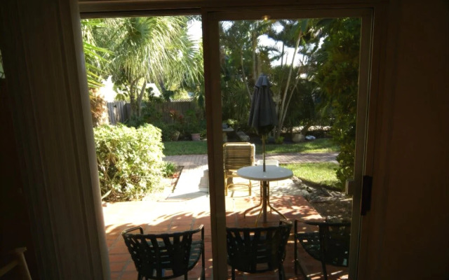 Sandpiper Inn