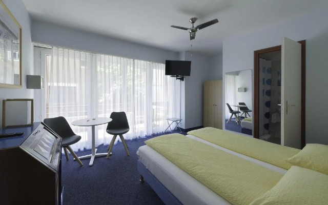 HOTEL ATLANTICO self check-in – Guest Rooms – Lugano