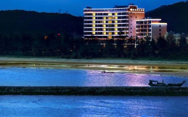 Pearl Bay Hotel