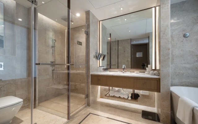 Wuhan Optics Valley Convention Hotel