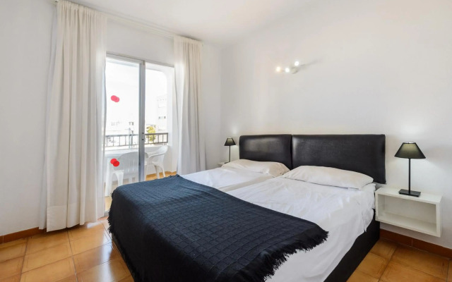 Apartamentos San Antonio Beach