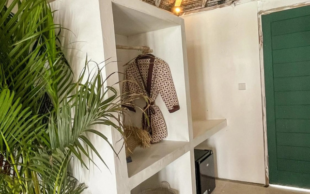 Woywoy Escape Samu (Adults Only)