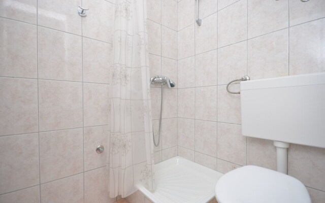 Apartments Tiho