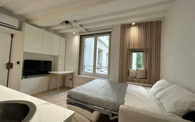 Lavie Maison AC Center of Paris