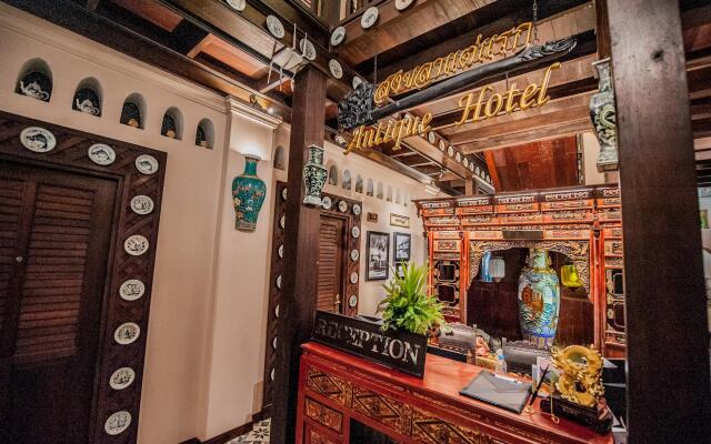 Songkhla Tae Raek Antique Hotel