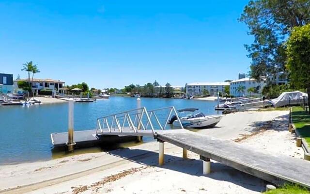 Pelican Cove